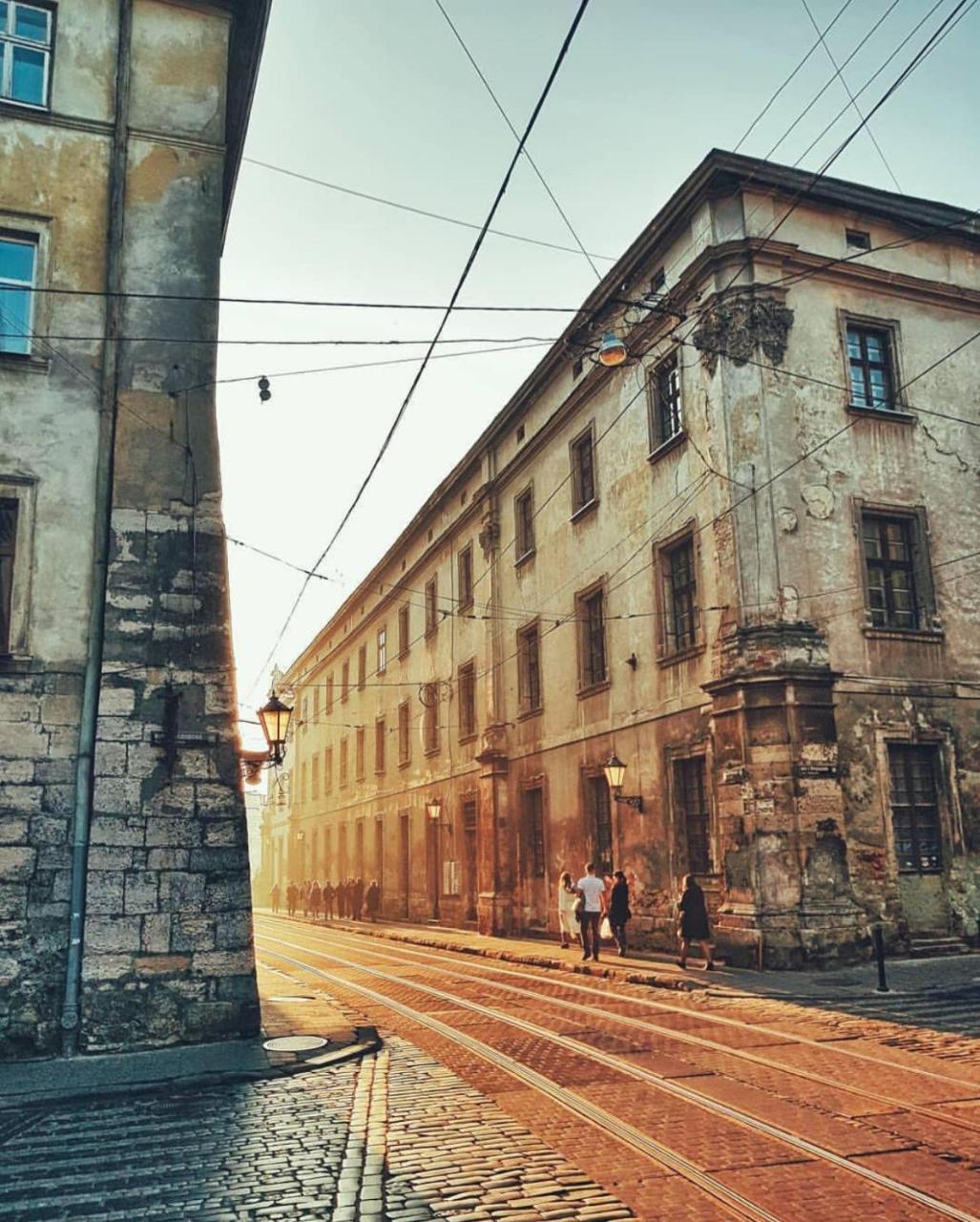 Monro - Heart Of Lviv Appartement Buitenkant foto