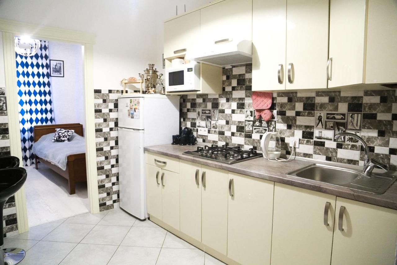 Monro - Heart Of Lviv Appartement Buitenkant foto